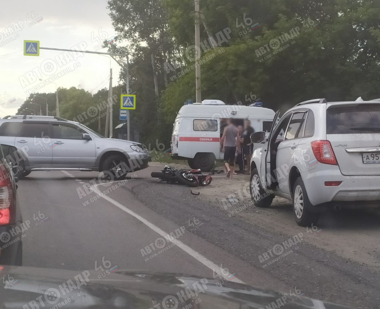 Под Курском два байкера покалечились в ДТП с легковушками