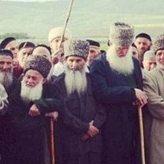 Асхаб Ножаев